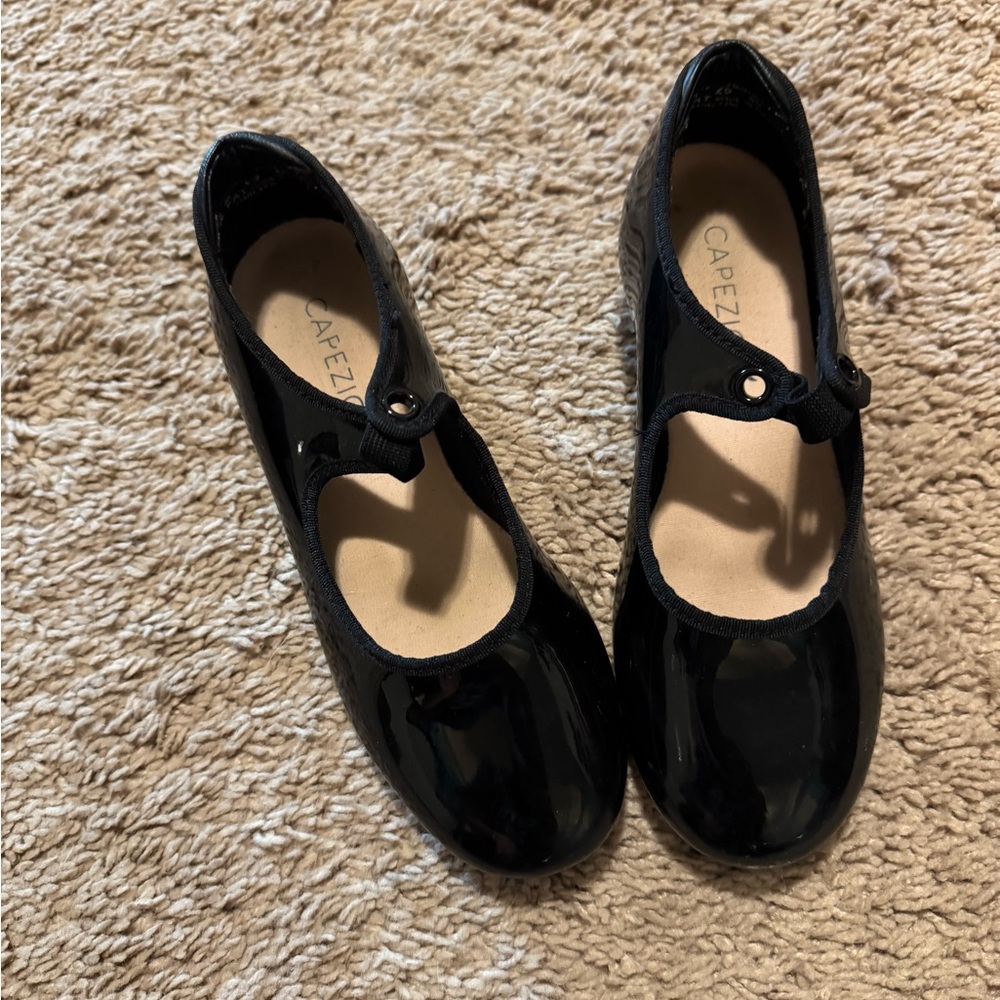 Girls tap shoes